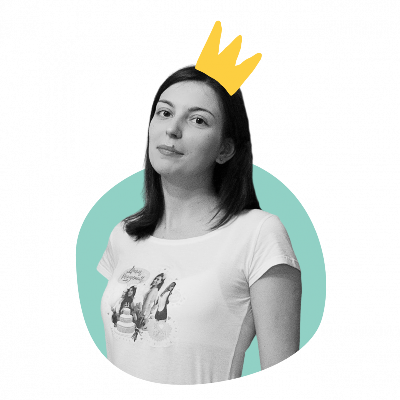 Оля Полякова